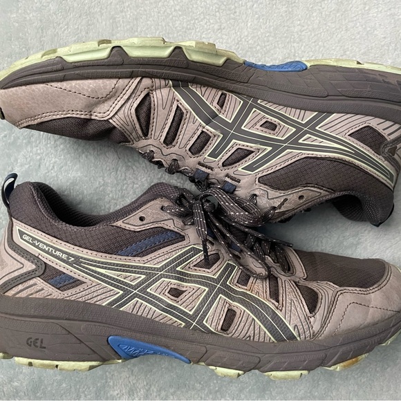 Asics running/ trail shoes size 10 - Picture 4 of 4